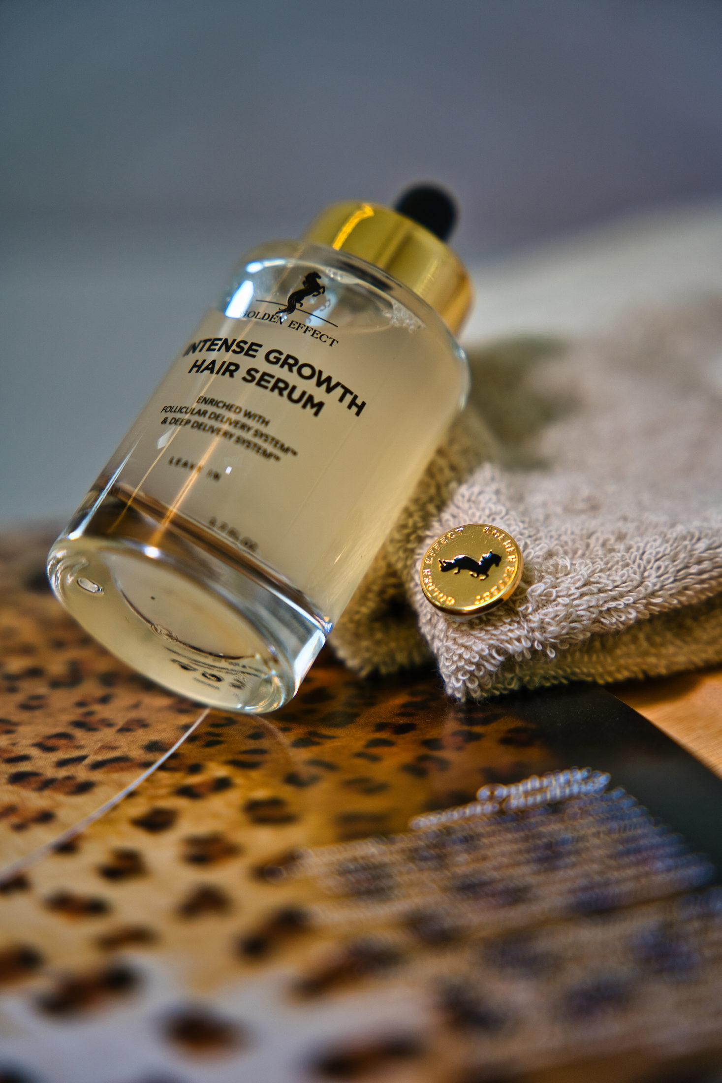 Golden Effect Intense Growth Hair Serum macro bottle detail